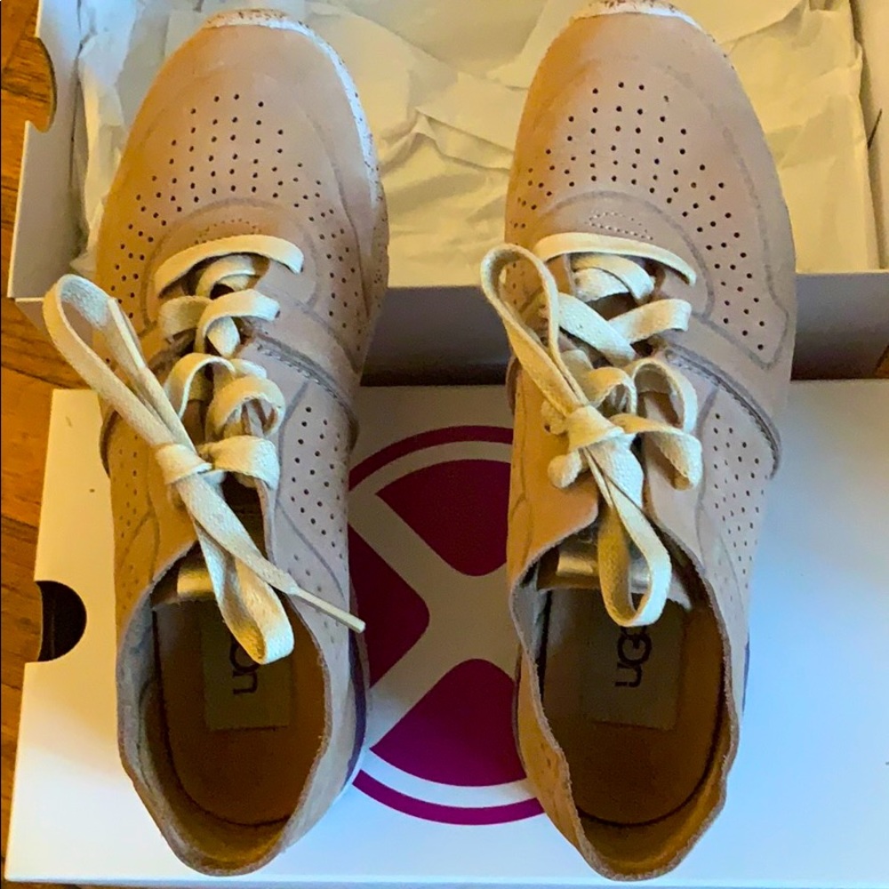 UGG Sneaker